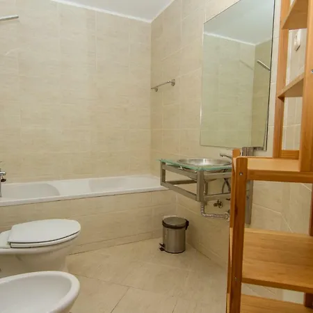 Atlantic Sun & * 波尔蒂芒