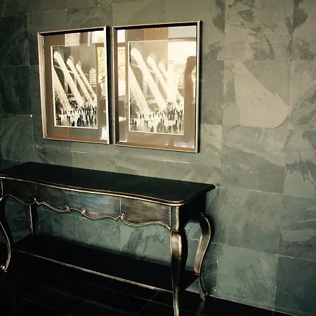 Atlantic Sun & Lejlighed Portimão